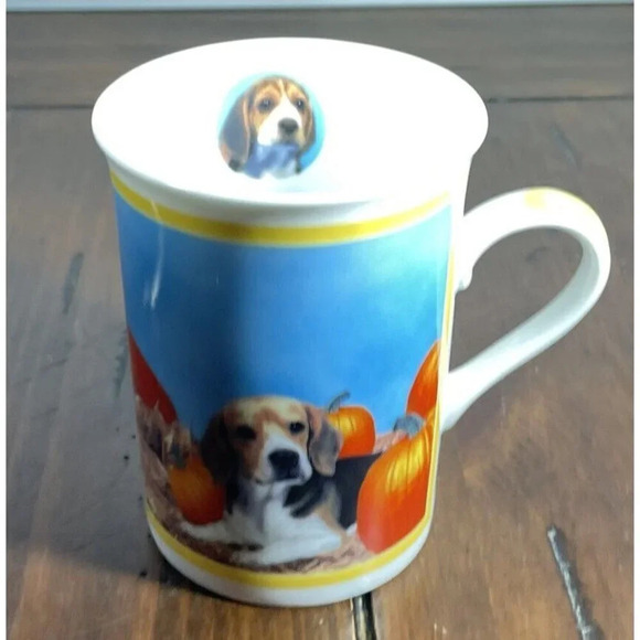 Beagle‎ Dog Coffee Collector Mug Cup Pumpkin Play Danbury Mint 4 Inch - Picture 1 of 6